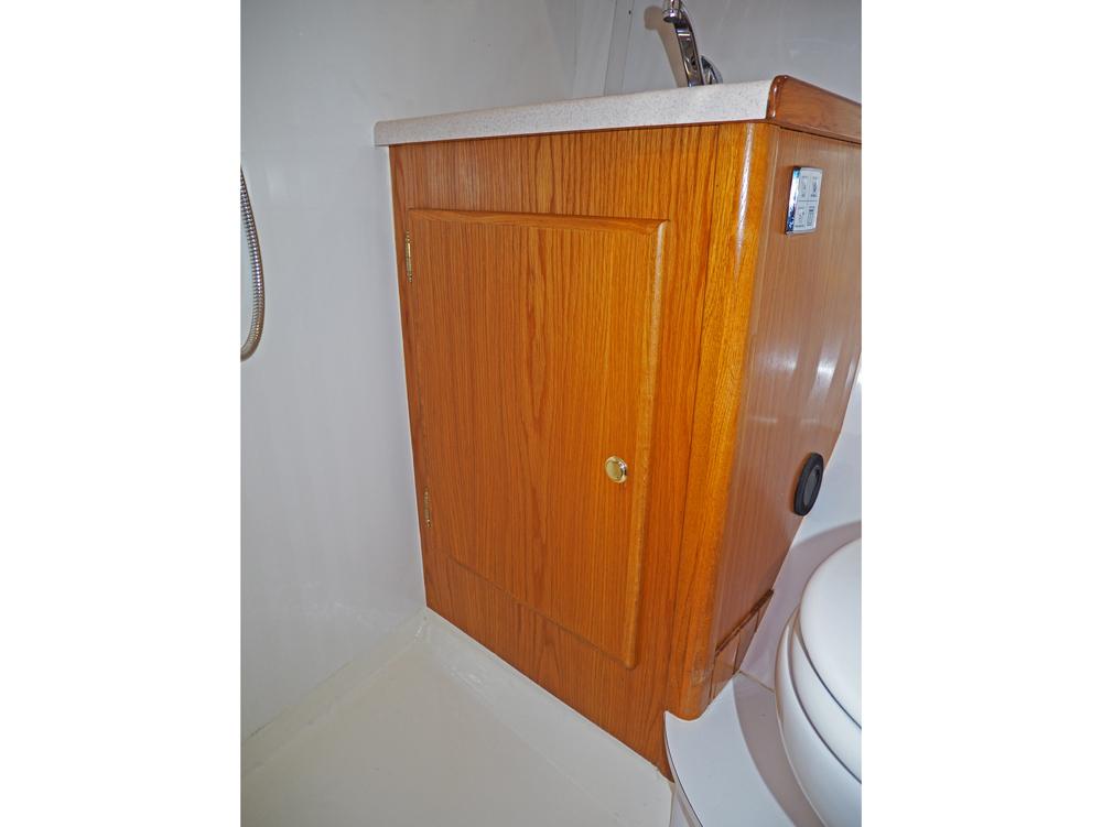 Fore ship, Accommodation